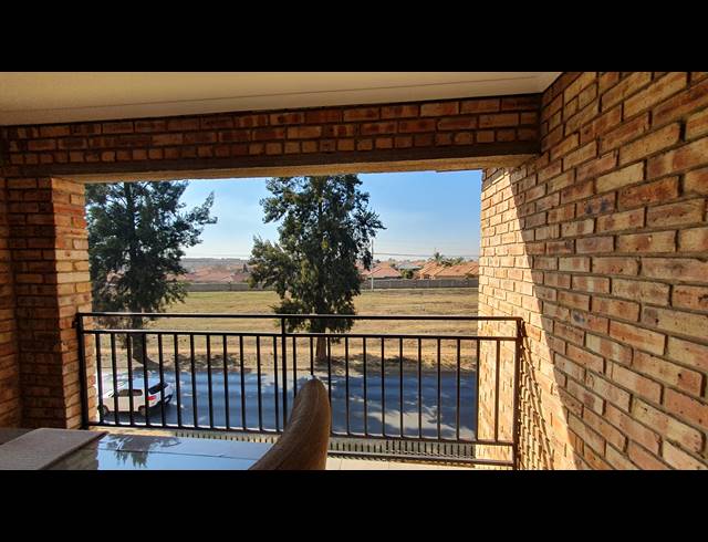 3 BEDROOM SECTIONAL TITLE FOR SALE IN ALBERTSDAL